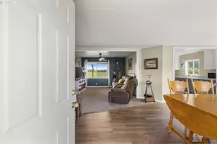 38643 SE Cedar St, Scio, OR 97374 - Photo 9