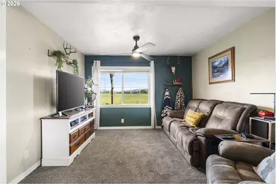 38643 SE Cedar St, Scio, OR 97374 - Photo 11