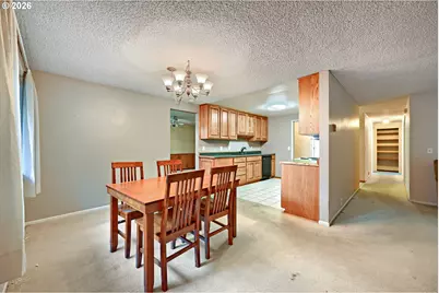 132 Lynnbrook Dr, Eugene, OR 97404 - Photo 9