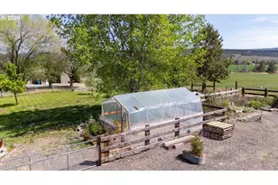 1176 NE Barnes Rd, Prineville, OR 97754 - Photo 39