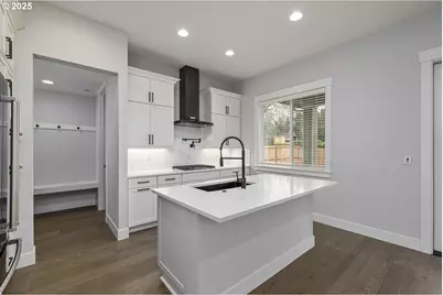 15209 SE Towers Ter, Milwaukie, OR 97267 - Photo 11