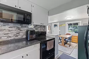 1315 SE Oar Ave, Lincoln City, OR 97367 - Photo 11