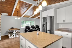 93215 Long Tom Dr, Cheshire, OR 97419 - Photo 13