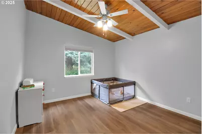 93215 Long Tom Dr, Cheshire, OR 97419 - Photo 27