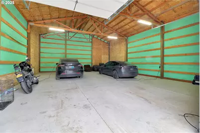 93215 Long Tom Dr, Cheshire, OR 97419 - Photo 31
