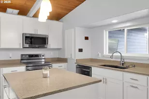 93215 Long Tom Dr, Cheshire, OR 97419 - Photo 7