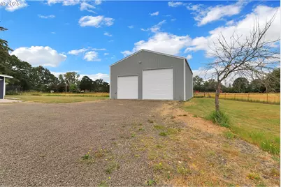 93215 Long Tom Dr, Cheshire, OR 97419 - Photo 3