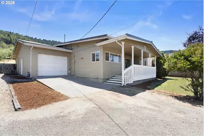 1402 Lookingglass Rd, Roseburg, OR 97471 - Photo 1