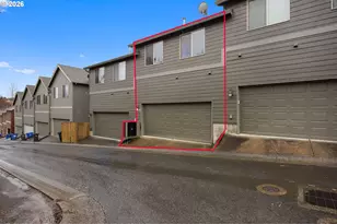 38549 Cascadia Village Dr, Sandy, OR 97055 - Photo 23