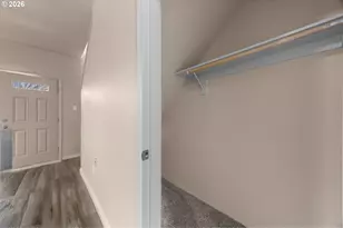 38549 Cascadia Village Dr, Sandy, OR 97055 - Photo 21
