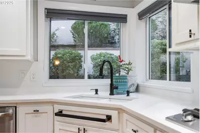 3134 NW Spencer St, Portland, OR 97229 - Photo 17