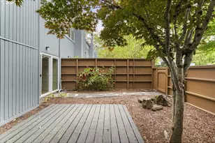 17766 NW Lakeway Ct, Beaverton, OR 97006 - Photo 33