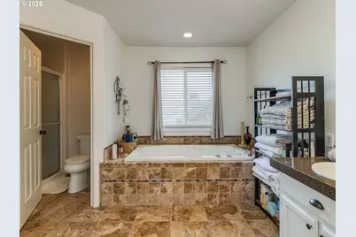 16355 SW Gearin Ct, Tigard, OR 97223 - Photo 37