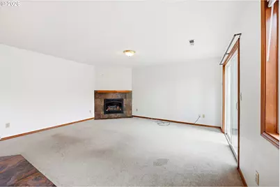 1326 SE Linden Ct, Gresham, OR 97080 - Photo 29