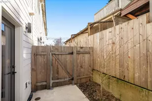 2725 SE 50th Ave, Portland, OR 97206 - Photo 17