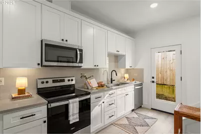 2725 SE 50th Ave, Portland, OR 97206 - Photo 9