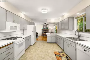7875 SW 184th Ave, Beaverton, OR 97007 - Photo 11
