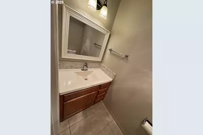 22630 NE Schuyler St, Fairview, OR 97024 - Photo 11