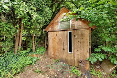 300 E Jones St, Yacolt, WA 98675 - Photo 37