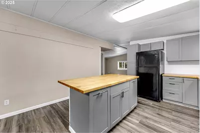 300 E Jones St, Yacolt, WA 98675 - Photo 9