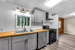 300 E Jones St, Yacolt, WA 98675 - Photo 11