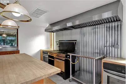 27366 4th St, Junction City, OR 97448 - Photo 23