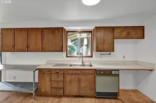 27366 4th St, Junction City, OR 97448 - Photo 21