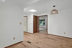 27366 4th St, Junction City, OR 97448 - Photo 17