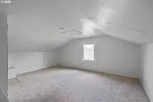 7567 N Gilbert Ave, Portland, OR 97203 - Photo 39