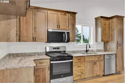 4435 Knotty Pine Ct, Sweet Home, OR 97386 - Photo 13