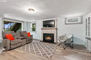 811 SW Evans St, Portland, OR 97219 - Photo 29