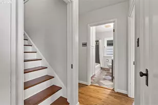 811 SW Evans St, Portland, OR 97219 - Photo 21