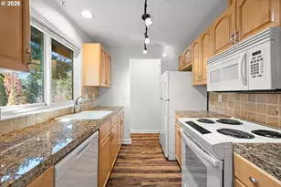 12634 NW Barnes Rd, Portland, OR 97229 - Photo 17