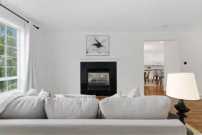 12355 SW Autumnview St, Portland, OR 97224 - Photo 5