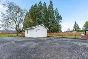 625 S Main St, Mount Angel, OR 97362 - Photo 35