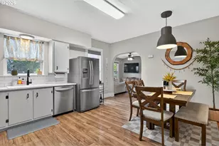 625 S Main St, Mount Angel, OR 97362 - Photo 13