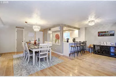 10128 NW 19th Ave, Vancouver, WA 98685 - Photo 9