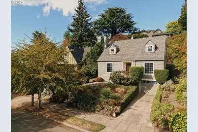 4421 NE Wistaria Dr, Portland, OR 97213 - Photo 1