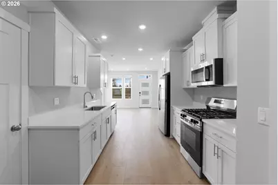 3383 SW 209th Ave, Hillsboro, OR 97123 - Photo 5