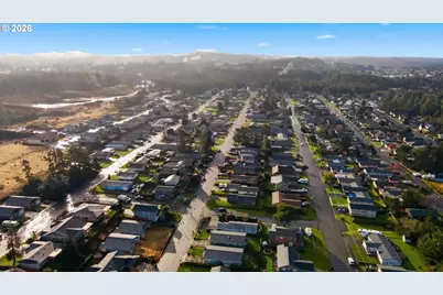 1590 Saint John Ave, Coos Bay, OR 97420 - Photo 31