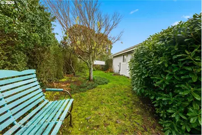 1590 Saint John Ave, Coos Bay, OR 97420 - Photo 23