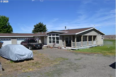 81897 Reavis Ln, Enterprise, OR 97828 - Photo 1