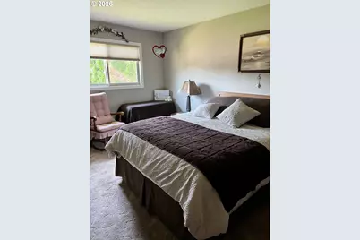 1111 Risden Pl, Eugene, OR 97404 - Photo 13