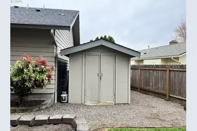 1111 Risden Pl, Eugene, OR 97404 - Photo 21