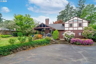 10000 SE Cambridge Ln, Milwaukie, OR 97222 - Photo 37