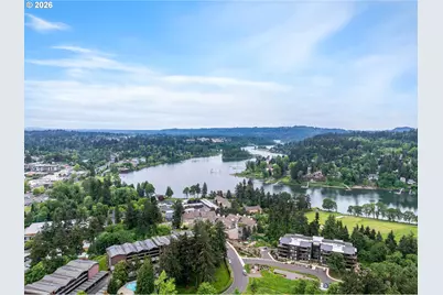 10000 SE Cambridge Ln, Milwaukie, OR 97222 - Photo 45
