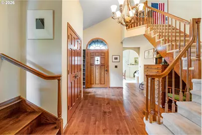 10000 SE Cambridge Ln, Milwaukie, OR 97222 - Photo 3