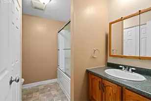 3419 E 21st St, Vancouver, WA 98661 - Photo 31