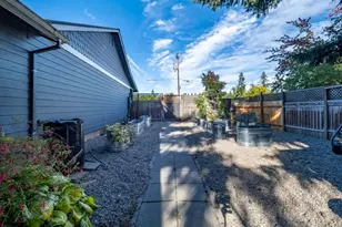 888 Wilson St, Woodburn, OR 97071 - Photo 29