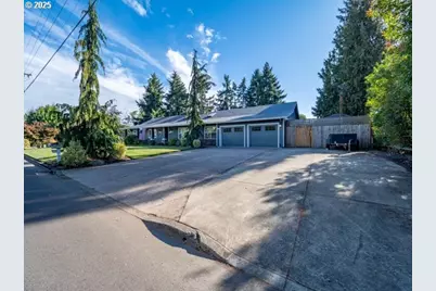 888 Wilson St, Woodburn, OR 97071 - Photo 23